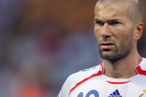 开云体育官方网址-巴黎大师赛最新形势：利物浦高居榜首，辽宁男篮强势追赶，冠军归属成迷